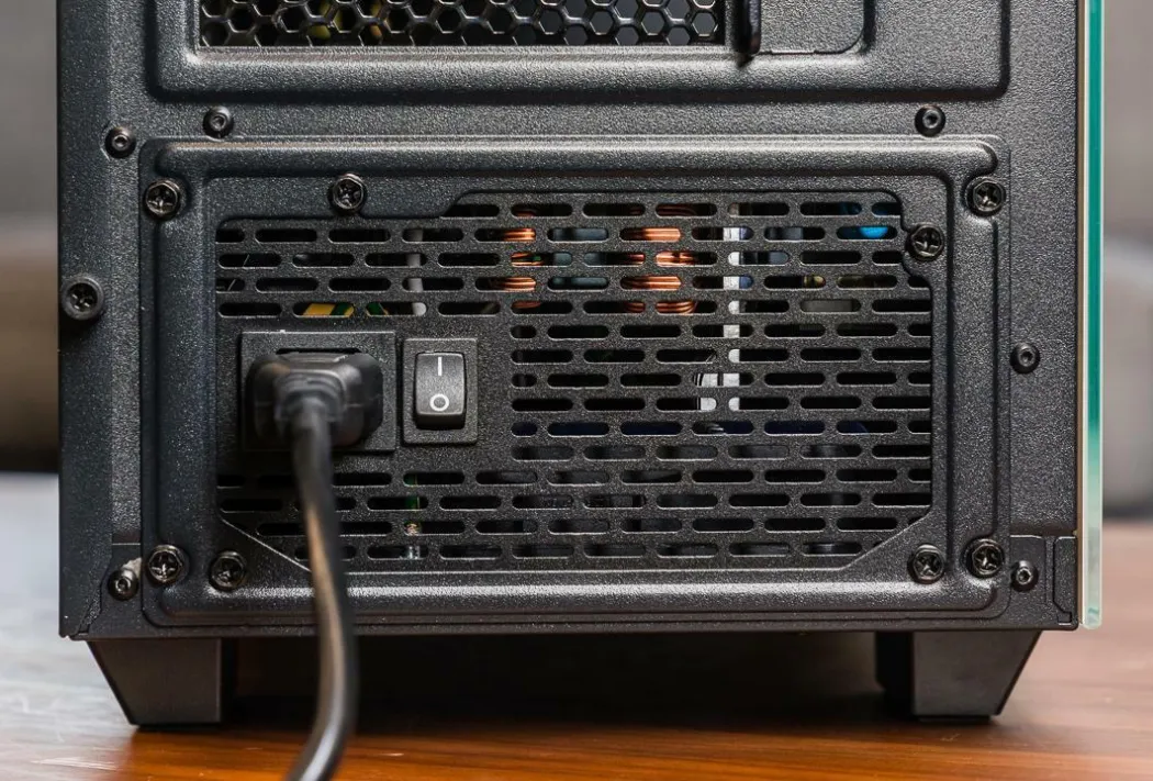 Güç Kaynağı (PSU) Nedir? Ne İşe Yarar? Nasıl Çalışır?