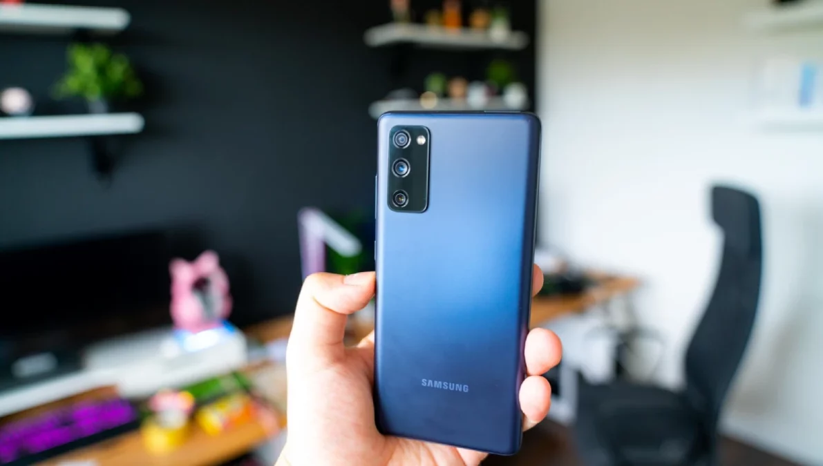 2023 Yılında Galaxy S20 FE Almak Mantıklı Mı?