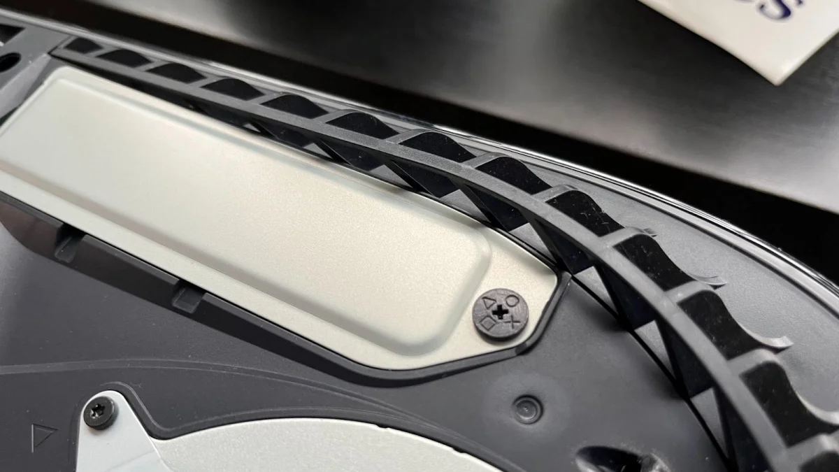 PS5'e Nasıl SSD Takılır? Uyumlu SSD'ler Hangileri?